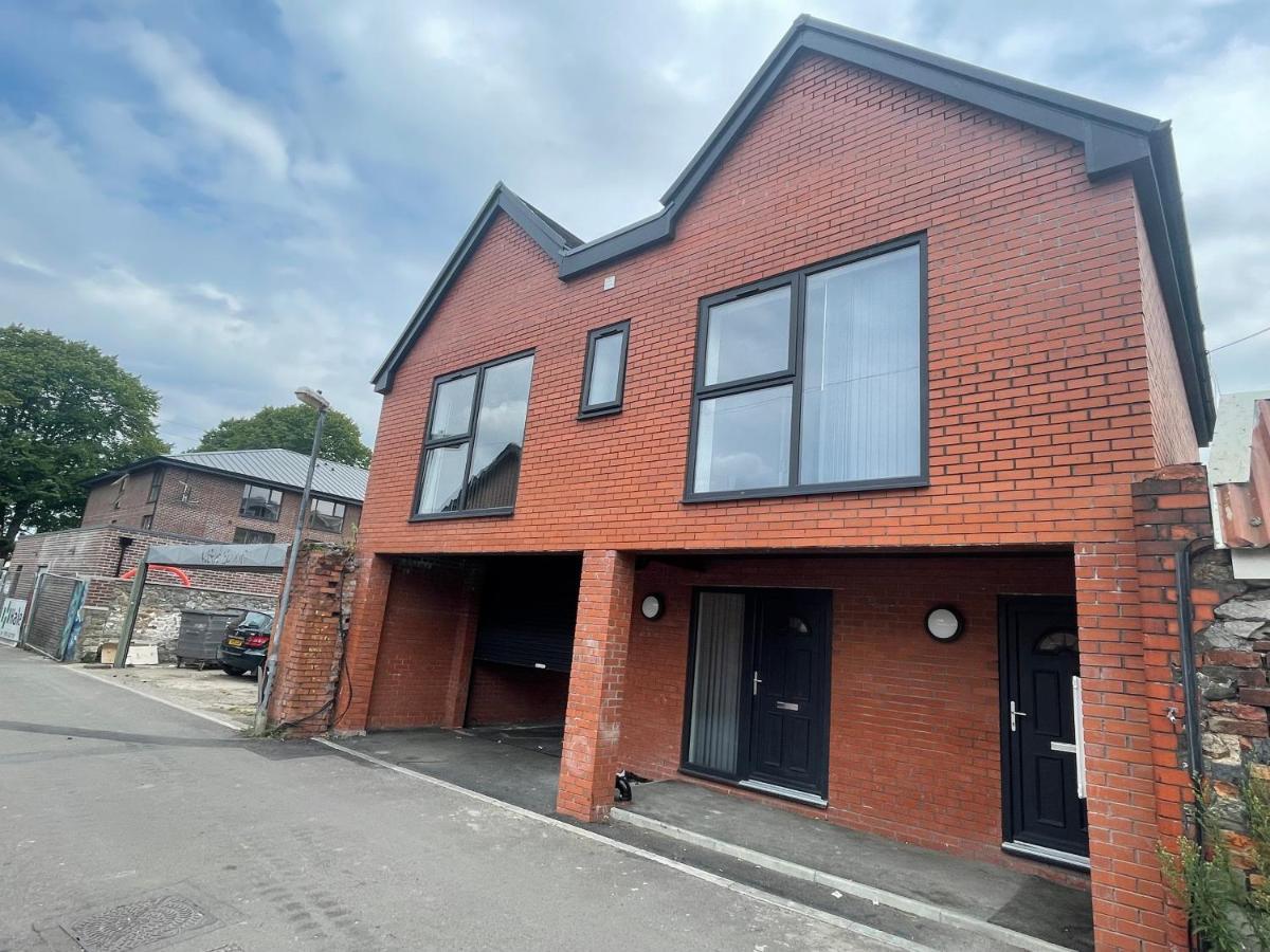 Sapphire Premier Apartments W/Secure Parking Cardiff Exterior photo